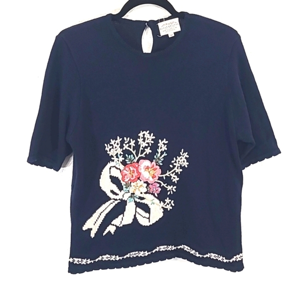 SUSAN BRISTOL Vintage Navy Blue Floral Embroidered Short Sleeve Sweater, size M - Picture 1 of 6